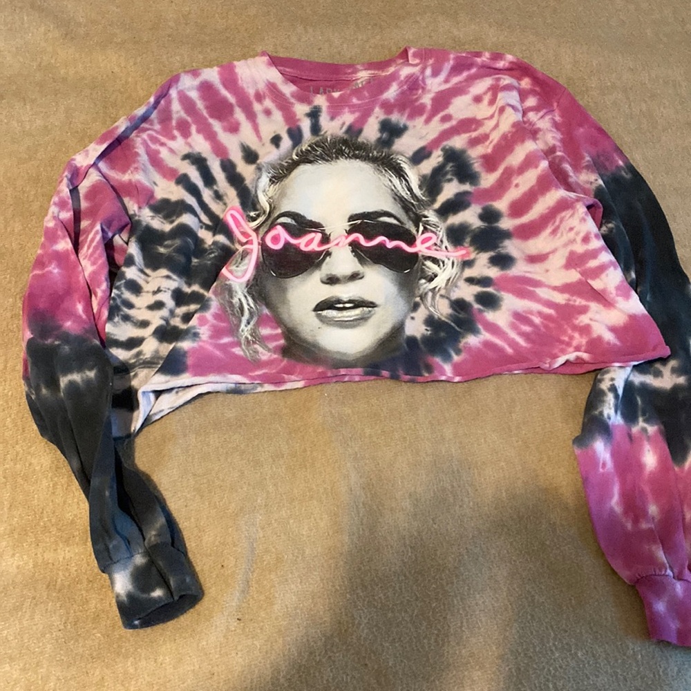 Lady Gaga long sleeve crop top